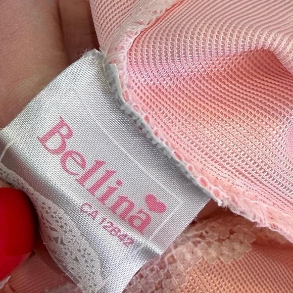 Vintage 80s Pink satin cropped tank top with lace details - Picture 3 of 4